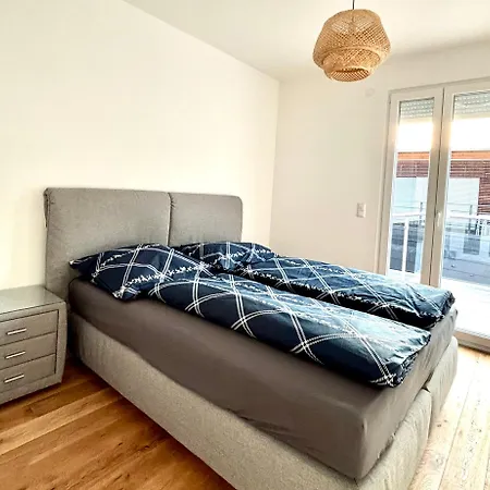 Modische Mit 2 Schlafzimmern Apartment